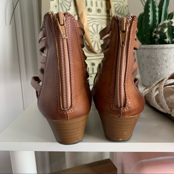 Bundle of American Eagle Strappy Sandals - Picture 11 of 16